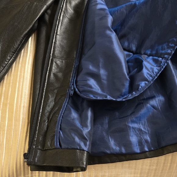 Pelle Studio Black Leather Jacket for Women - Picture 11 of 16